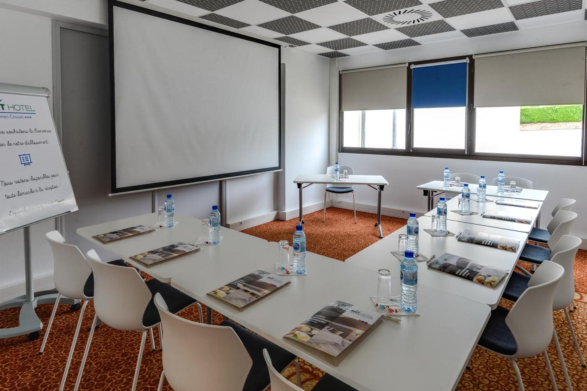 Brit Hotel Rennes Cesson Exterior photo